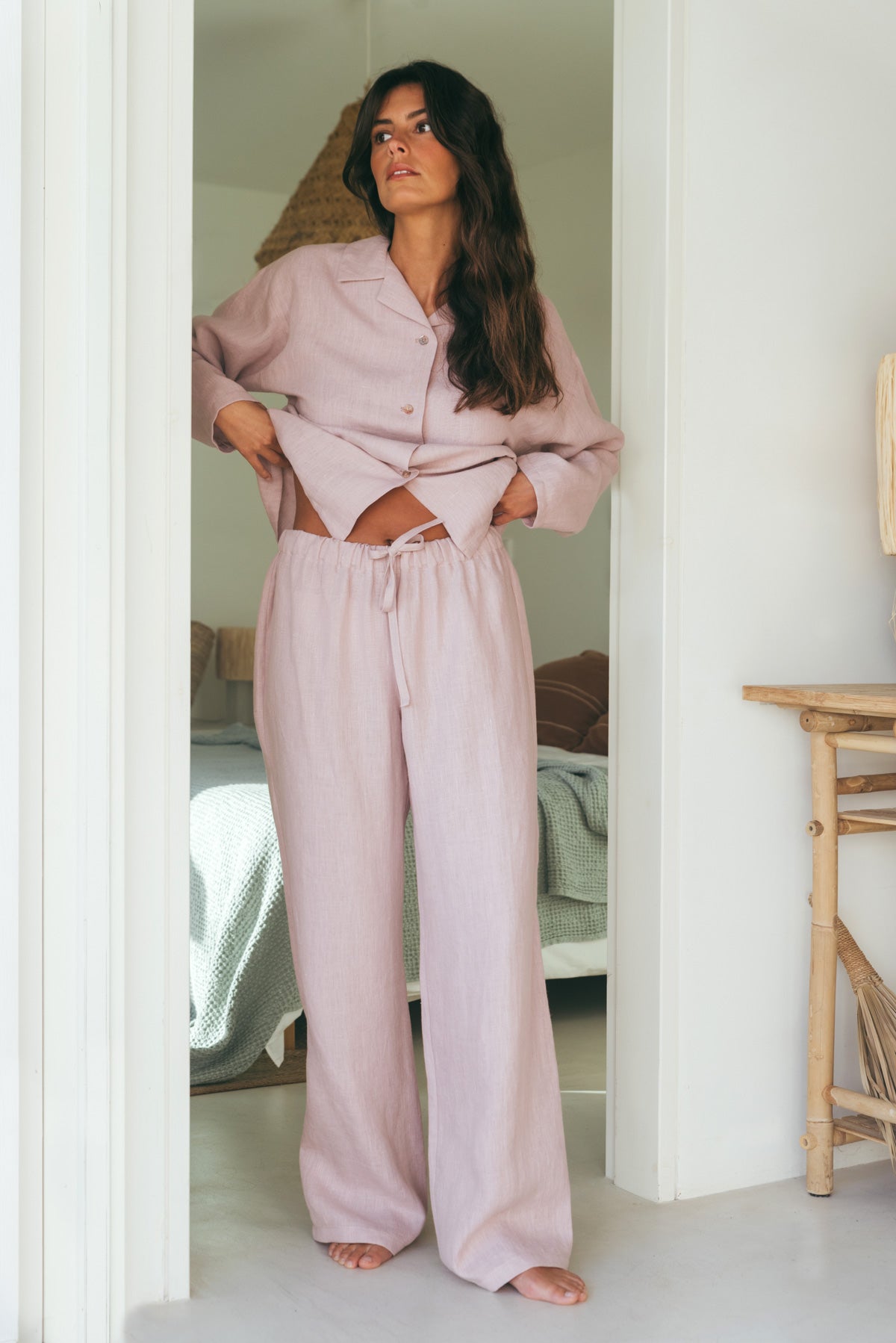 Snooze pyjamaset met lange mouwen van linnen in de kleur Dusty Rose.